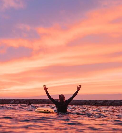 فندق صغير Kali Vice Surf Villa