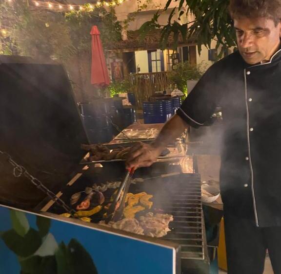 Seconds Hostel   Colombo