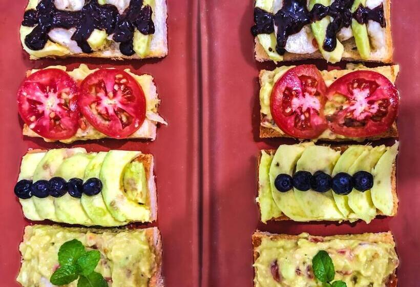 Seconds Hostel   Colombo