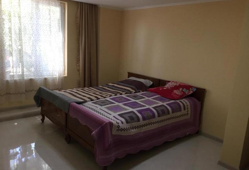 Общежитие Ortachala Summer House