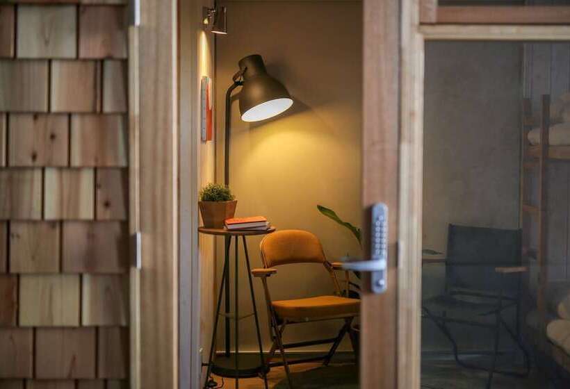 הוסטל Tinys Yokohama Hinodecho