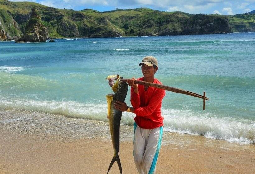 مبيت وإفطار Magnfred S Place Batanes