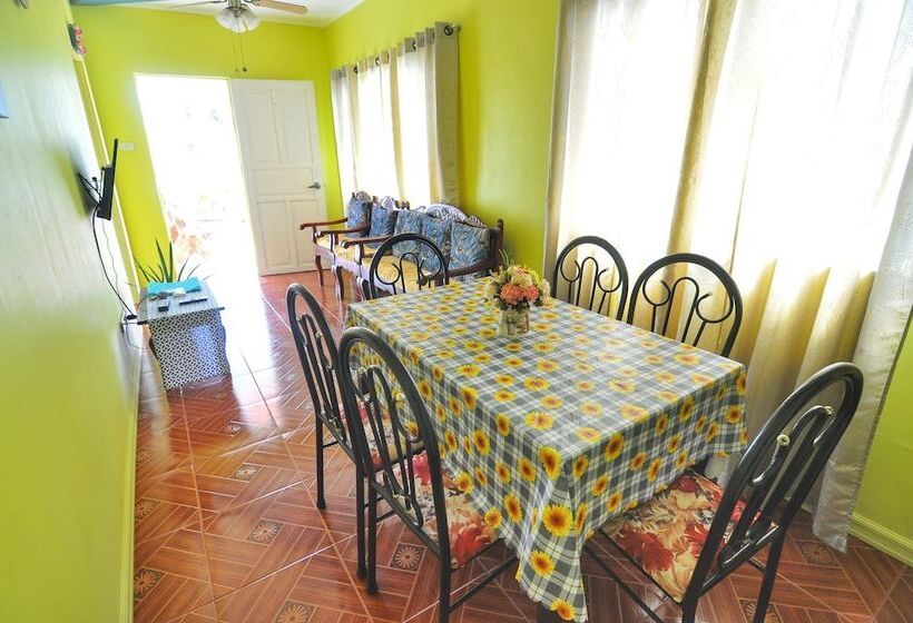 مبيت وإفطار Magnfred S Place Batanes