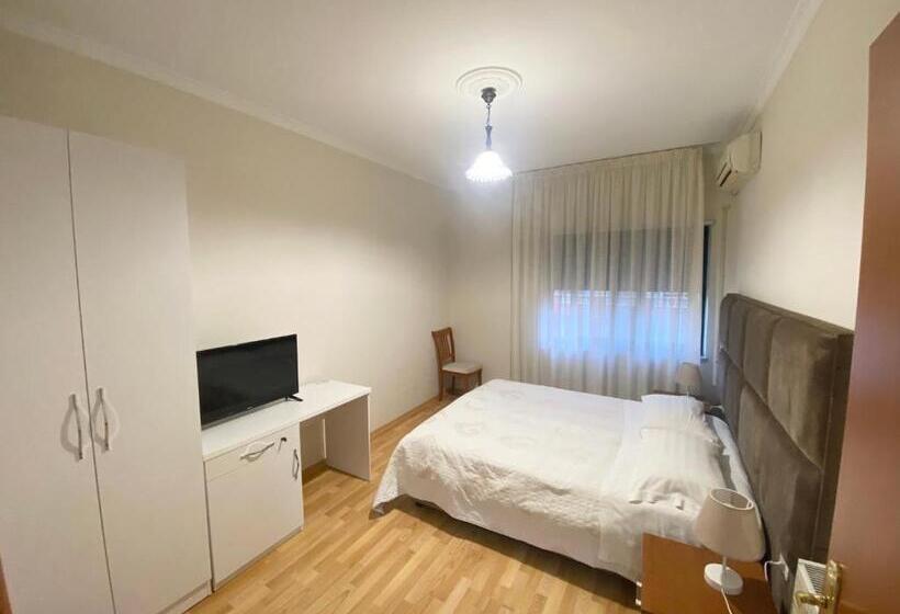 住宿加早餐  Rooms Dionis