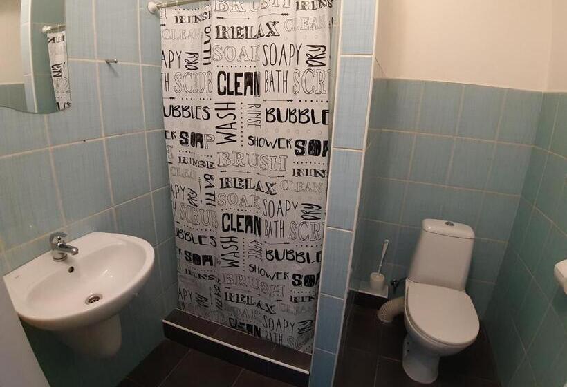 בית מלון כפרי Ak Martinov