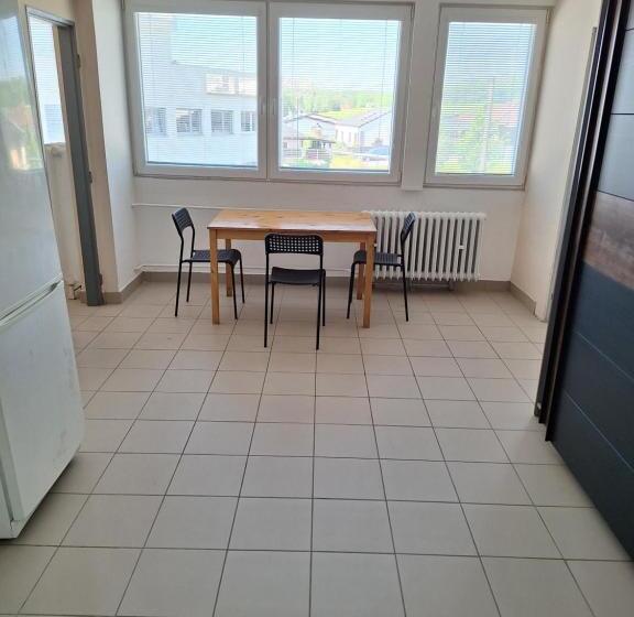 בית מלון כפרי Ak Martinov