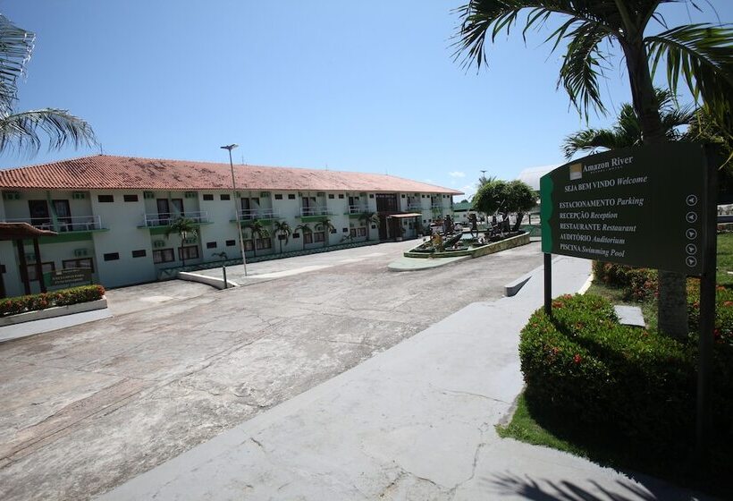 בית מלון כפרי Amazon River Resort