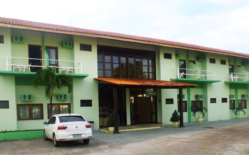 בית מלון כפרי Amazon River Resort