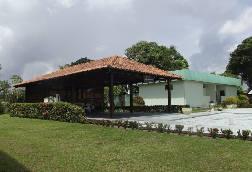 בית מלון כפרי Amazon River Resort