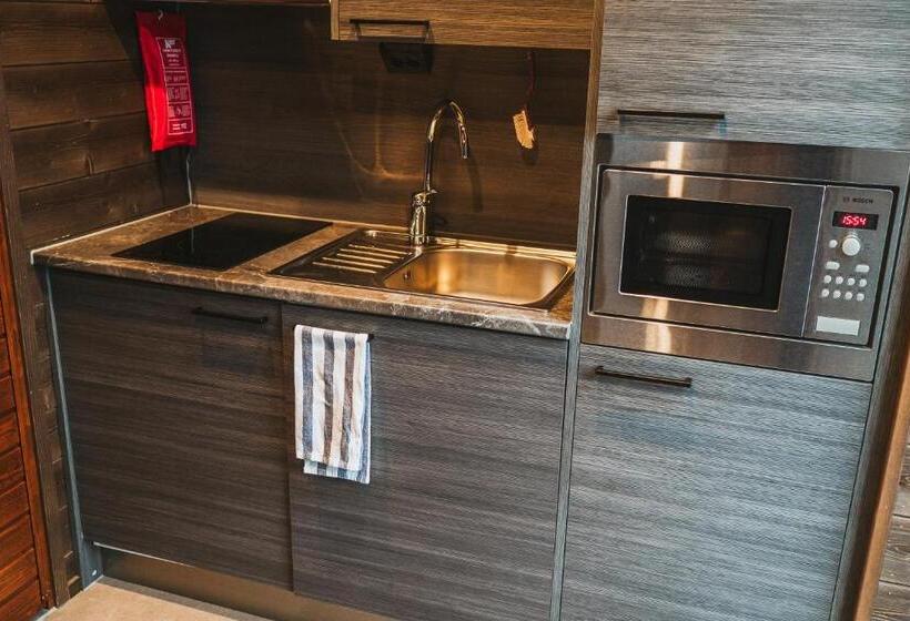 호텔 Ranua Resort Arctic Igloos