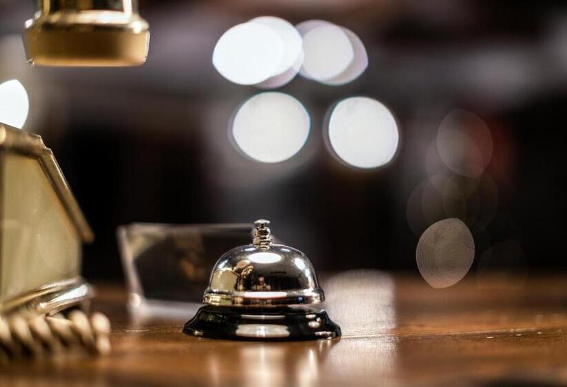 בית מלון כפרי Bujtina Oxhaku