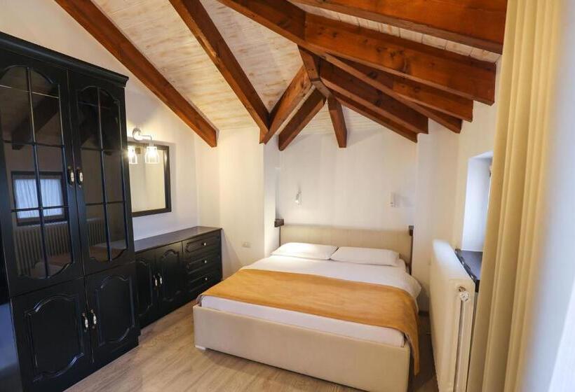 בית מלון כפרי Bujtina Oxhaku