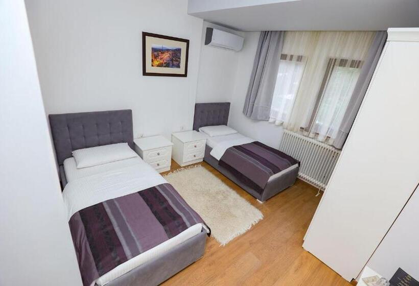 בית מלון כפרי Bujtina Oxhaku