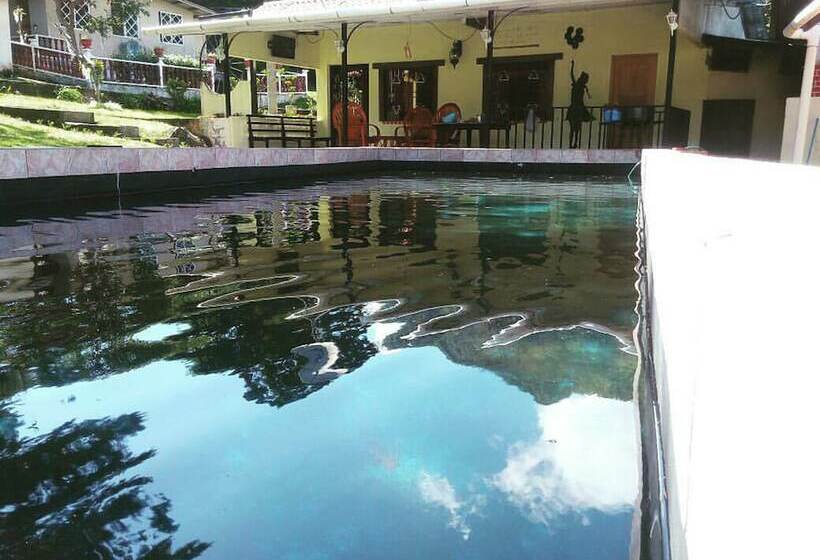 ホテル Cabañas Dr. Rivera