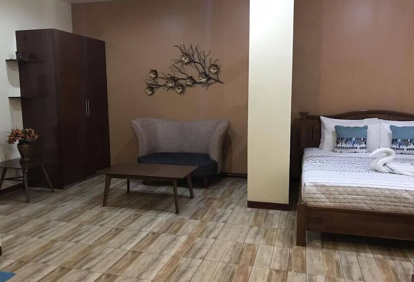 هتل Charos Dormitel