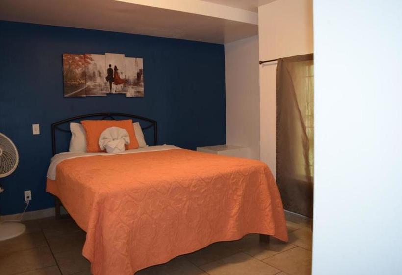 Отель Revolución