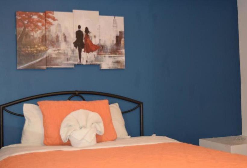 Отель Revolución