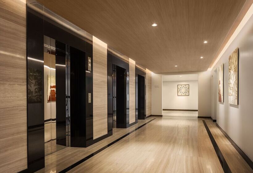 فندق Emion Phnom Penh