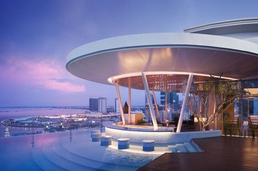فندق Emion Phnom Penh