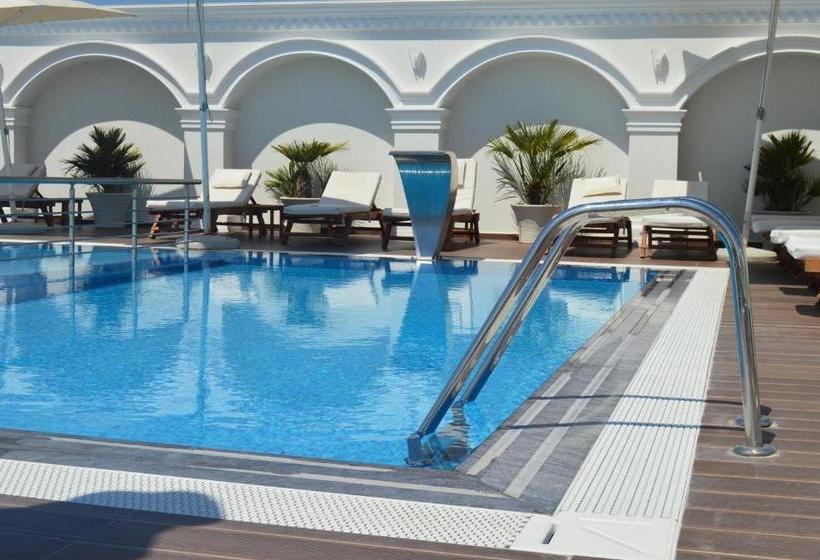 בית מלון כפרי Empire Albania