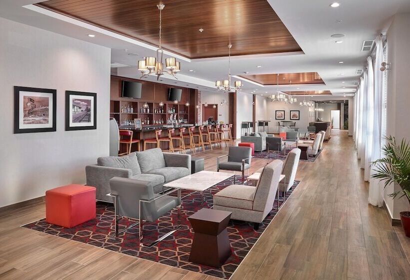 호텔 Four Points By Sheraton Edmonton West