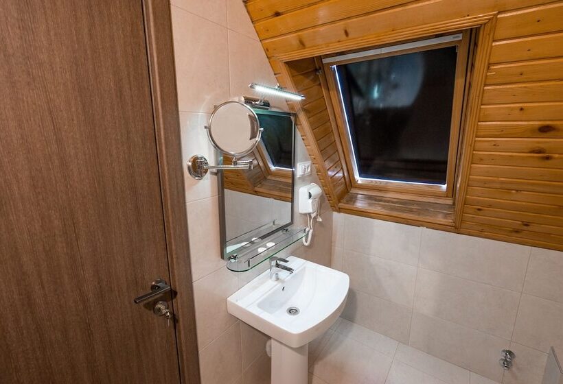 هتل Imperial House