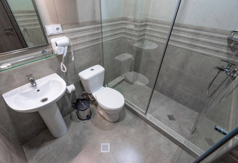 هتل Imperial House