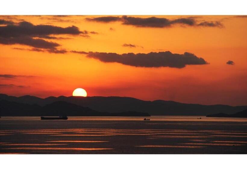 فندق Kokumin Shukusha Shodoshima