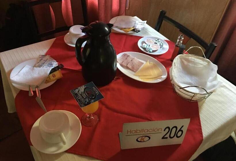 בית מלון כפרי Kolping San Ambrosio