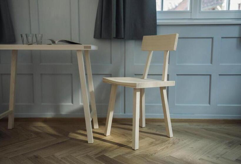 ホテル Krone Hard   Self Check In