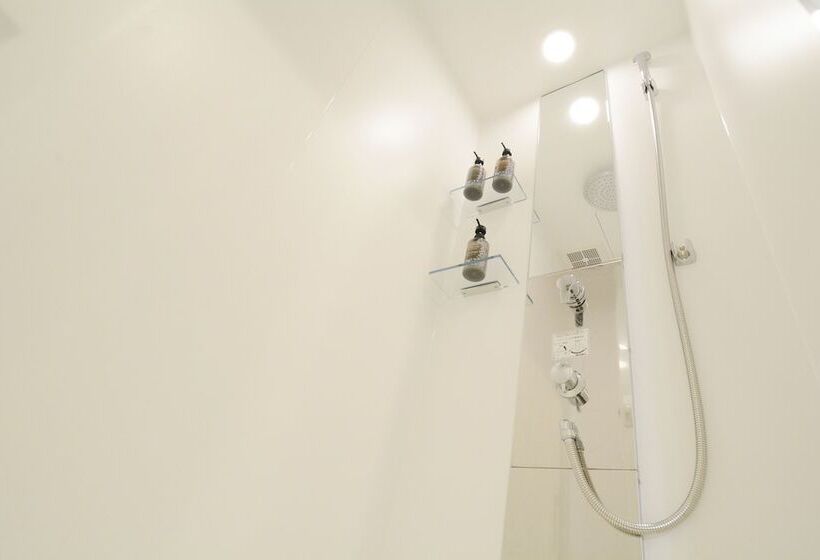 בית מלון כפרי Lieta Nakayama