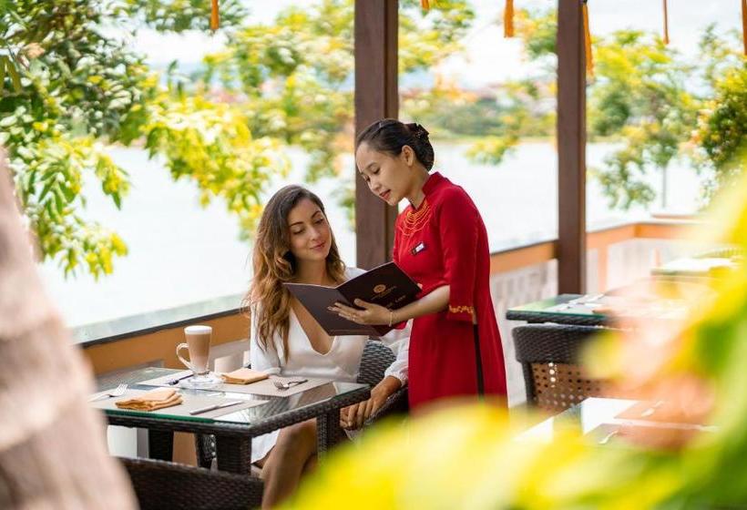 Little Riverside Hoi An . A Luxury Hotel & Spa