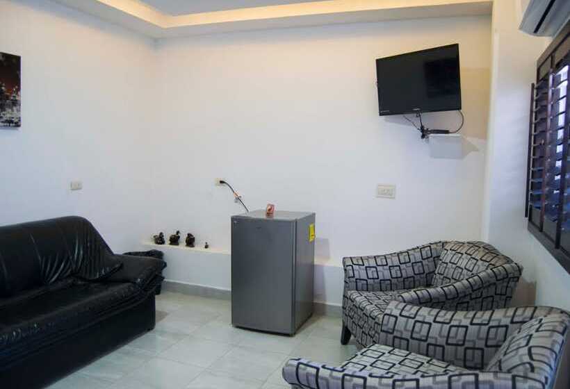 فندق Onix Suites