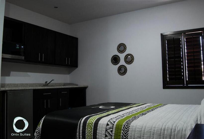 فندق Onix Suites