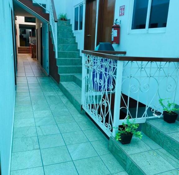 فندق En Guadalajara Posada Mi Rey