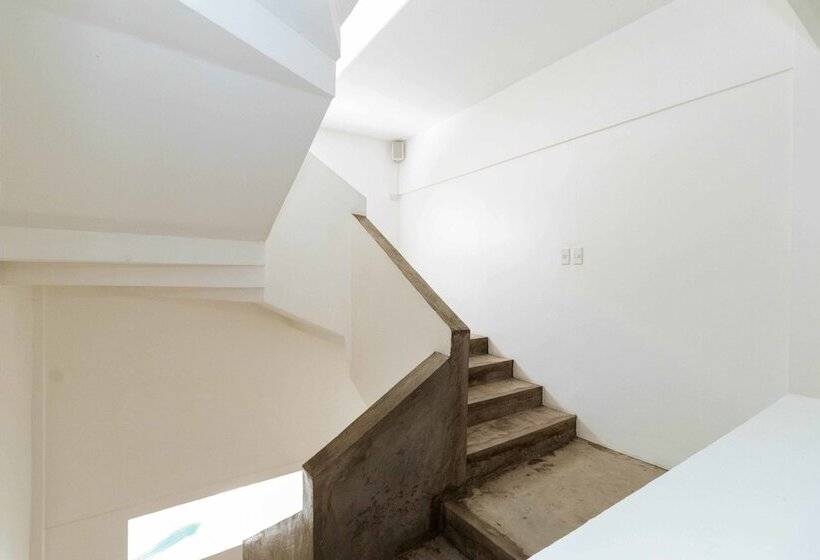 酒店 Reddoorz Plus @ Boni Avenue Mandaluyong