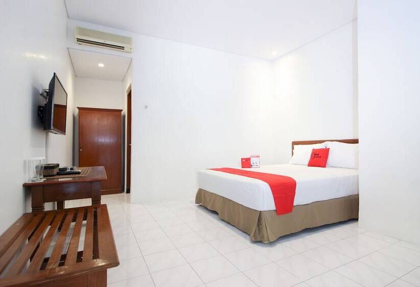 酒店 Reddoorz Plus Near Alun Alun Selatan 2