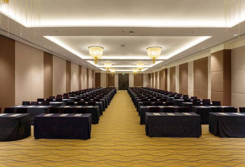 Summit Hotel Tacloban