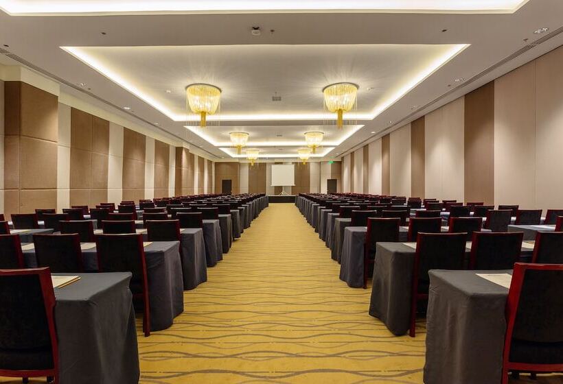 Summit Hotel Tacloban