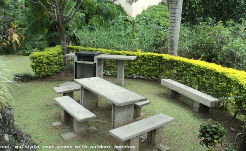 هتل Tagimoucia House