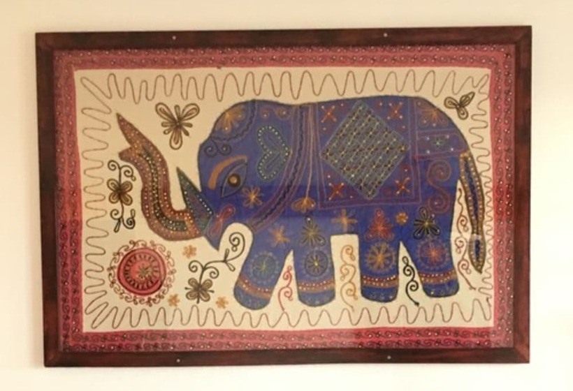 هتل Tagimoucia House