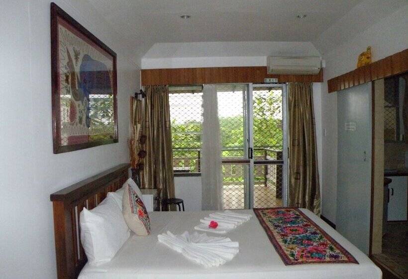 هتل Tagimoucia House