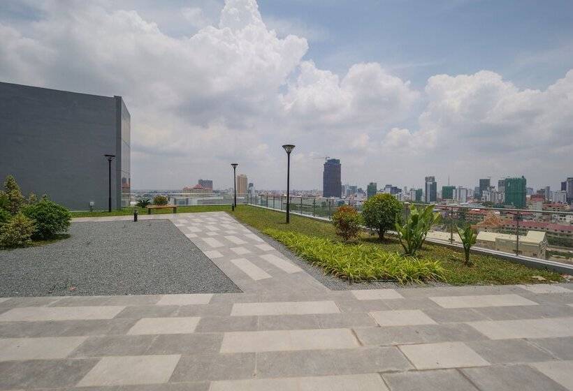 בית מלון כפרי The Bridge Club