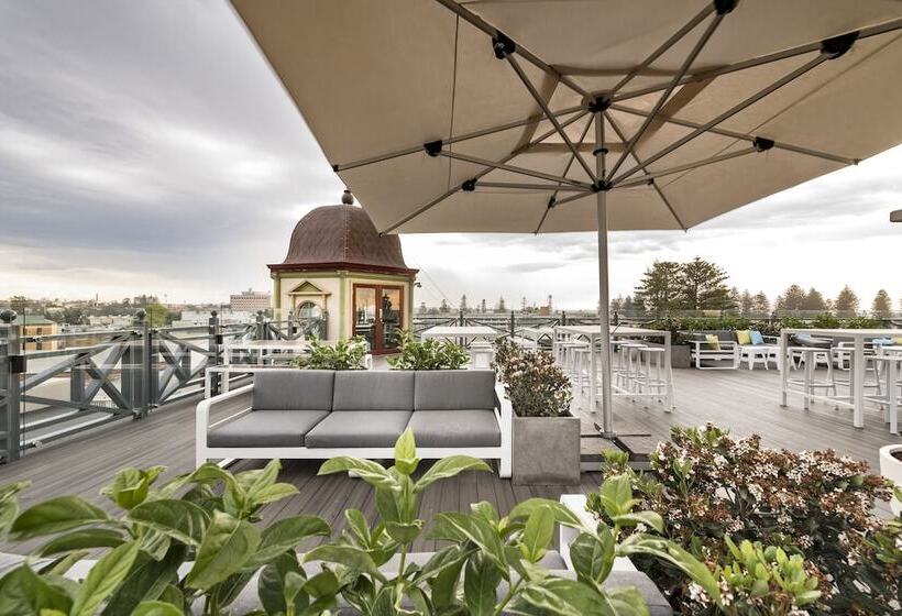 فندق The National