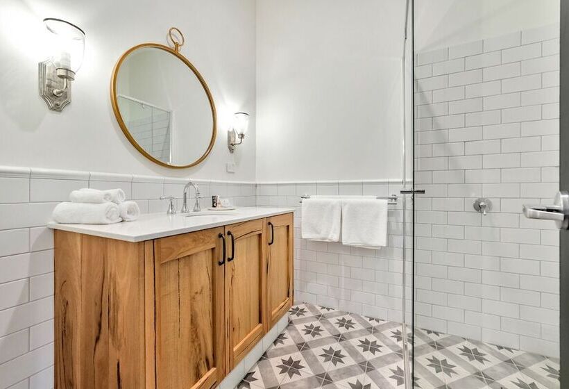 فندق The National