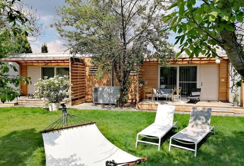 The Parcels Hotel   Adults Only