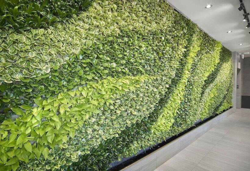 בית מלון כפרי The Westin Calgary Airport