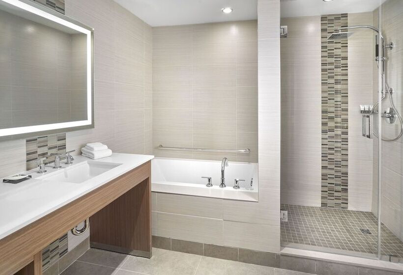 בית מלון כפרי The Westin Calgary Airport