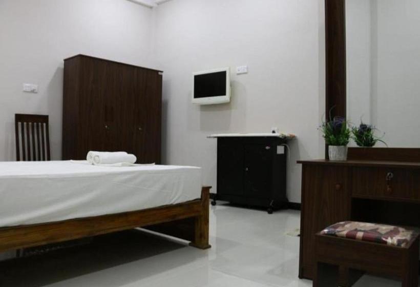 Thisha Hotel & Restaurant