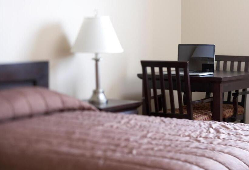 فندق Travel Inn & Suites